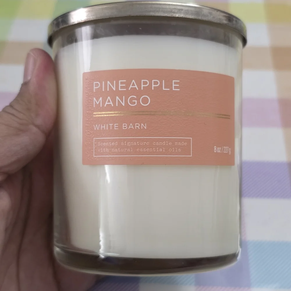 Bath & Body Works White Barn Pineapple Mango Single Wick Candle 8oz NEW RARE